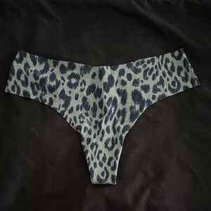 NWT Victoria's Secret Blue Leopard Print Thong Panties